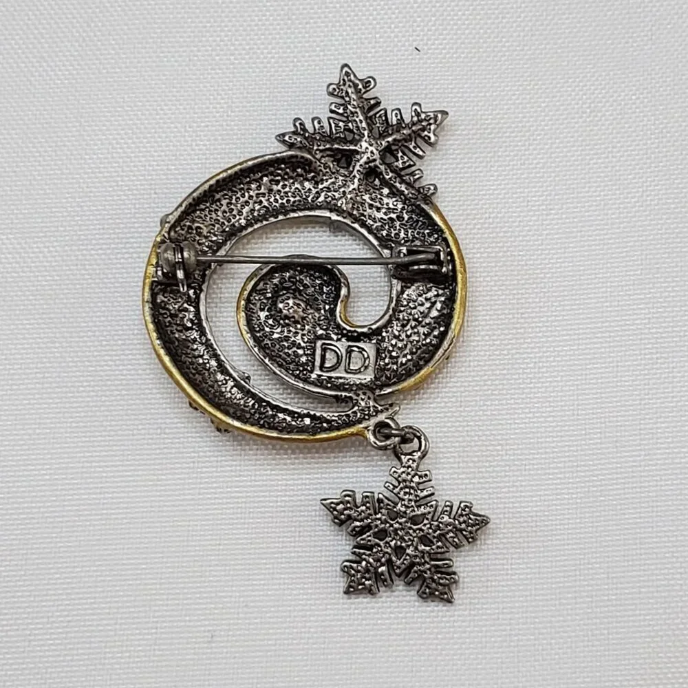 DD Patricia Darling Dash Hope Snowflake Brooch Aurora Borealis Crystal Swirl